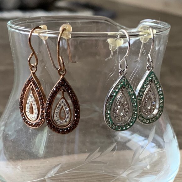 2 Pair Teardrop Earrings Faux Gems - Picture 1 of 7